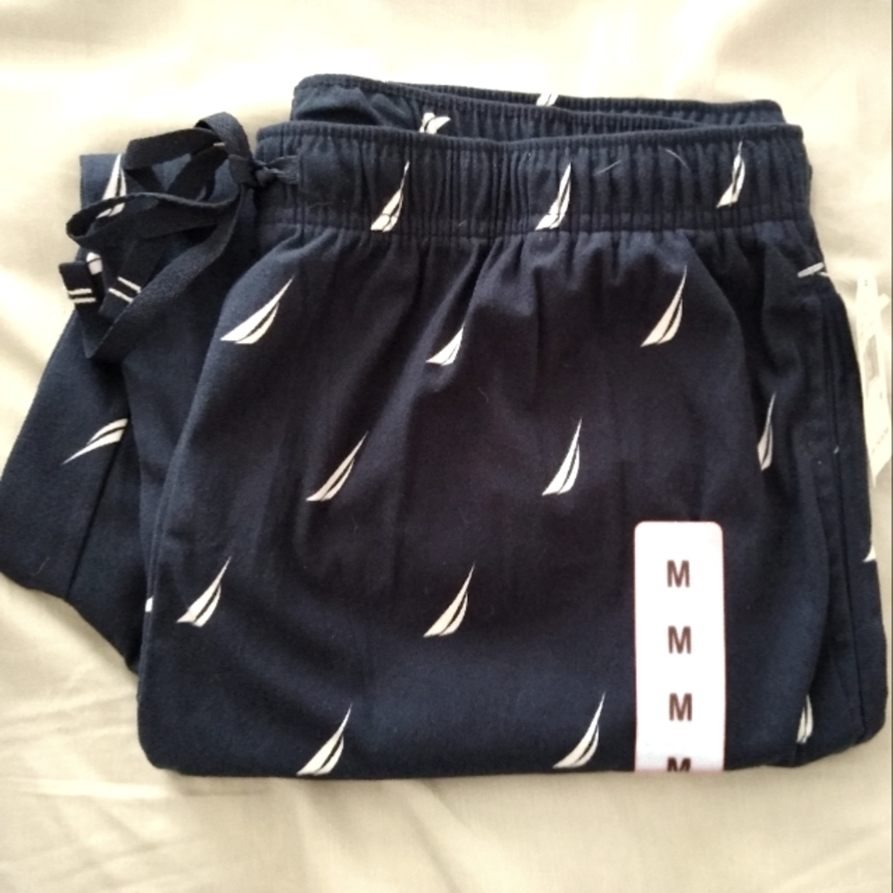 NWT blue flannel Nautica sleepwear *lowest price*